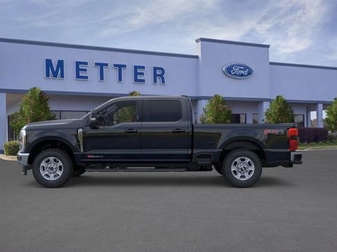 New 2026 Ford F250 XLT w/ XLT Premium Package AWD/4WD image 3