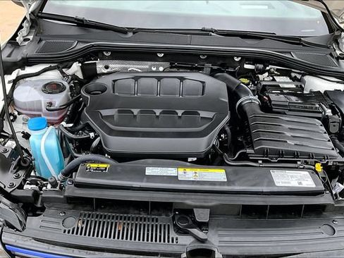 Used 2025 Volkswagen Golf w/ Euro Style Package AWD/4WD image 9