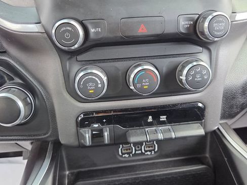 Used 2022 RAM 1500 Big Horn AWD/4WD image 19