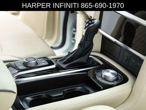 Used 2024 INFINITI QX80 Sensory image 36