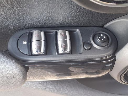 Used 2020 MINI Cooper S w/ Driver Assistance Package image 6