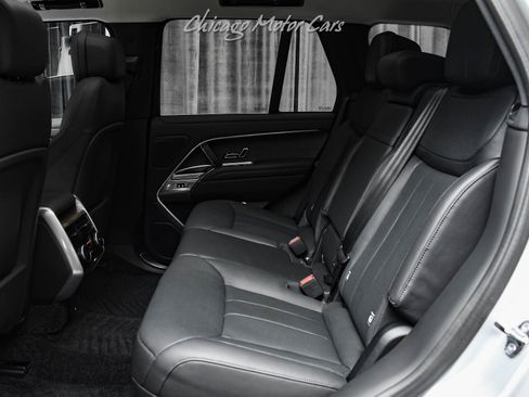 Used 2024 Land Rover Range Rover SE image 28