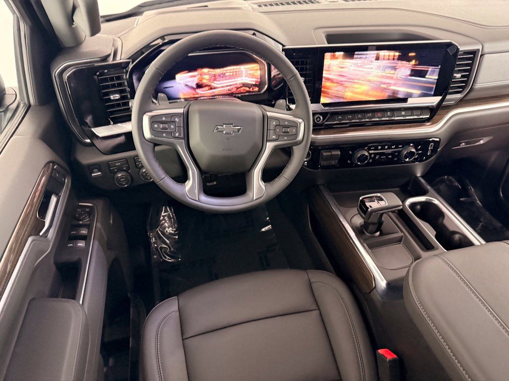 New 2026 Chevrolet Silverado 1500 RST w/ Redline Edition AWD/4WD image 25