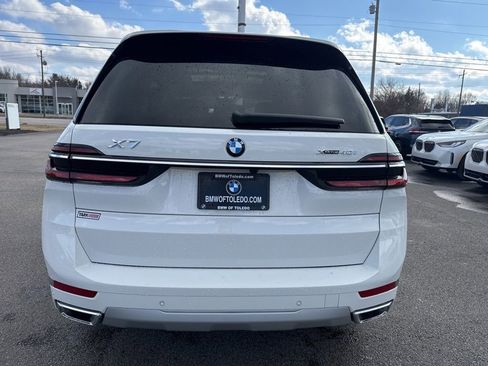 New 2026 BMW X7 xDrive40i image 23