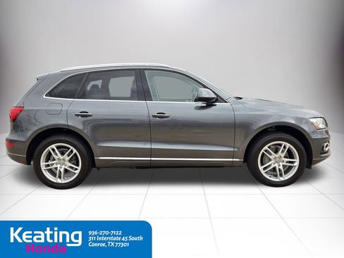 Used 2017 Audi Q5 2.0T Premium Plus w/ Technology Package image 9