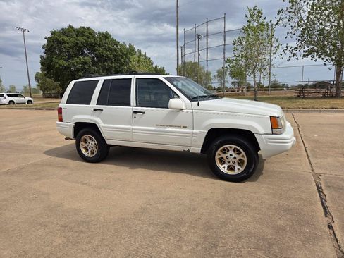 Used 1998 Jeep Grand Cherokee Limited AWD/4WD image 26