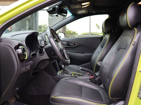 Used 2019 Hyundai Kona Limited AWD/4WD image 38