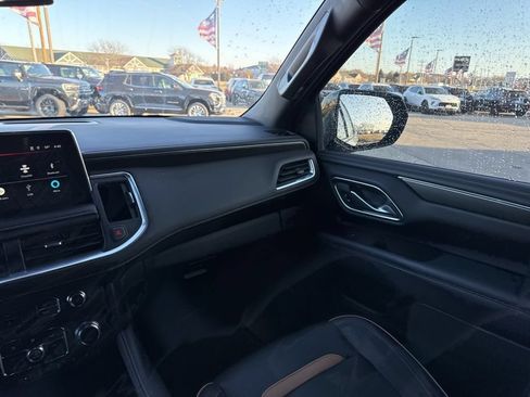 Used 2022 GMC Yukon AT4 AWD/4WD image 40