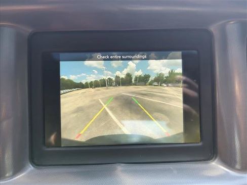 Used 2020 Dodge Charger SXT w/ Leather Interior Group RWD image 14