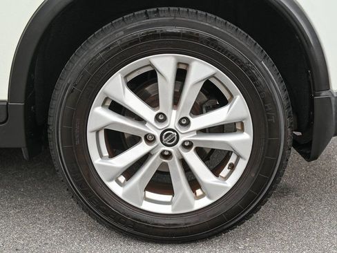 Used 2018 Nissan Rogue S w/ S Value Package FWD image 8