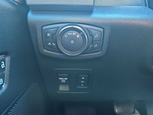 Used 2018 Ford F150 XLT w/ Equipment Group 302A Luxury AWD/4WD image 30