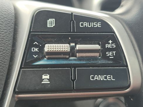 Used 2020 Kia Sorento EX FWD image 33