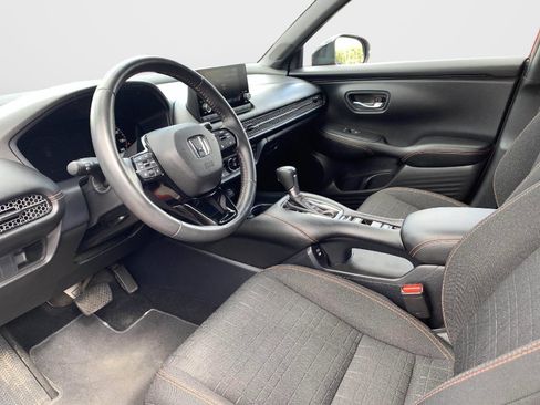 Certified 2024 Honda HR-V Sport image 32