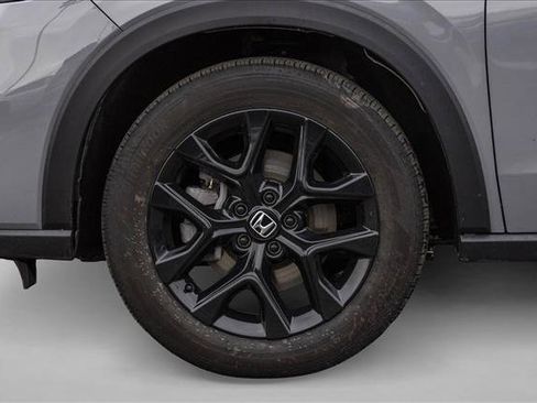 Used 2025 Honda HR-V Sport image 9