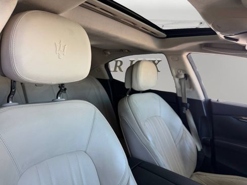 Used 2016 Maserati Ghibli RWD image 15