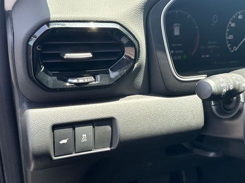 Certified 2024 Honda Pilot Touring image 24