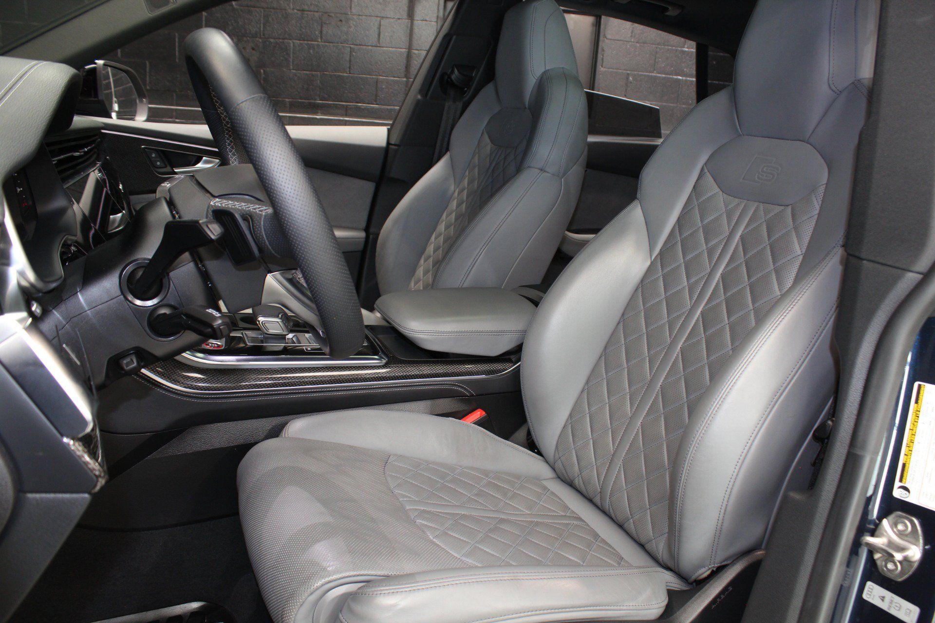 Used 2023 Audi SQ8 Premium Plus AWD/4WD image 33