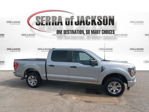 Used 2023 Ford F150 XLT RWD image 10