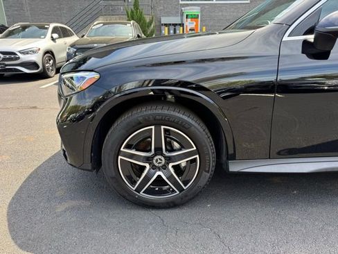 Used 2026 Mercedes-Benz GLC 300 4MATIC image 9