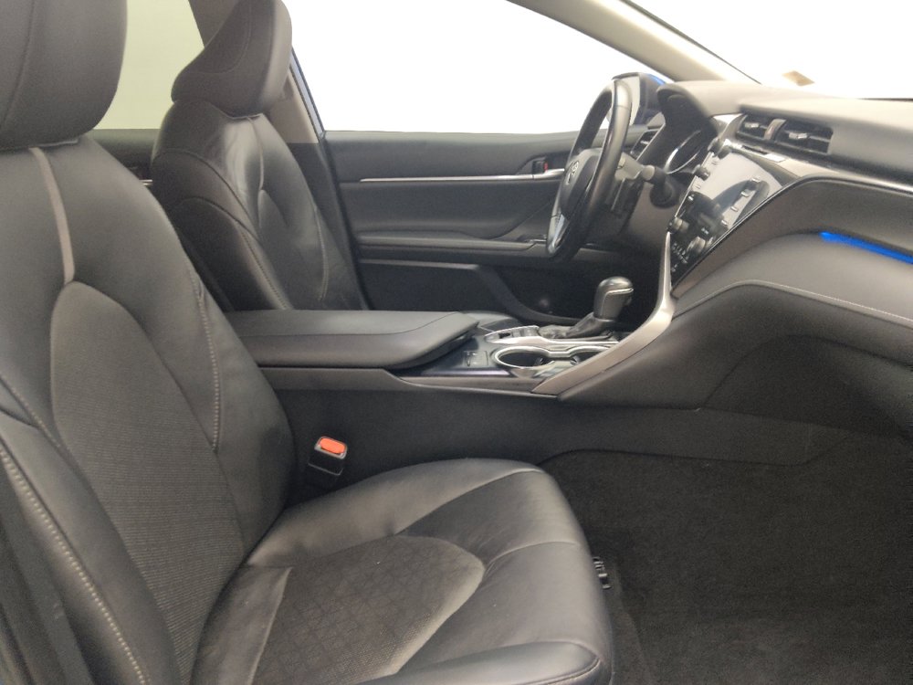Used 2019 Toyota Camry XSE FWD image 21
