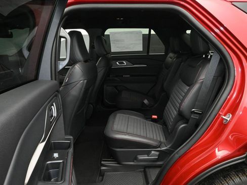 New 2026 Ford Explorer ST-Line w/ ST-Line Street Pack image 14