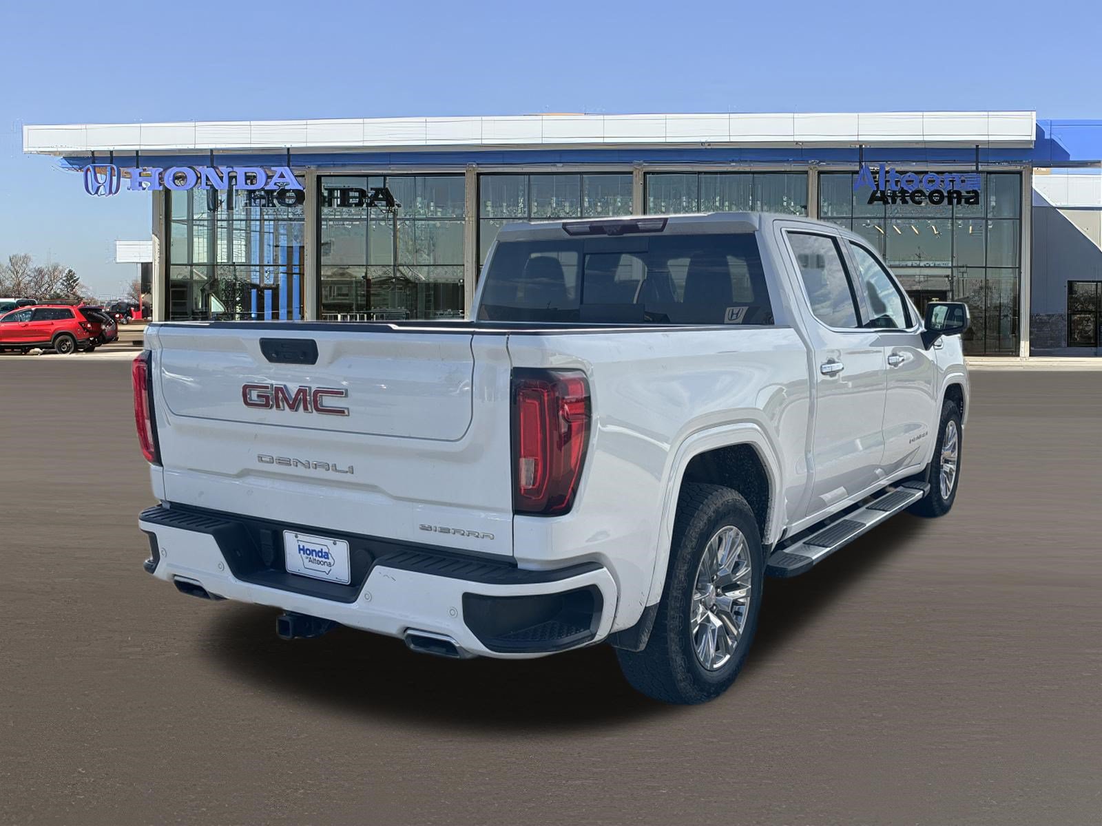 Used 2023 GMC Sierra 1500 Denali w/ Technology Package AWD/4WD image 5