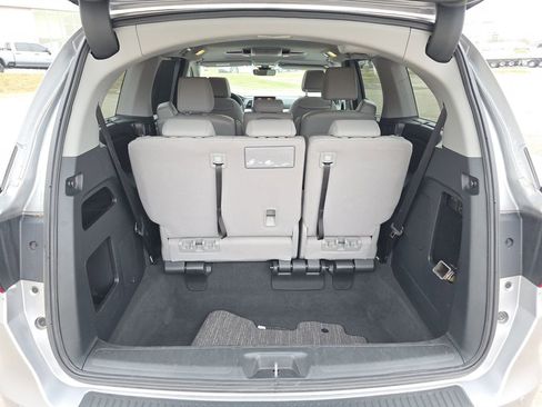 Used 2023 Honda Odyssey Touring image 18