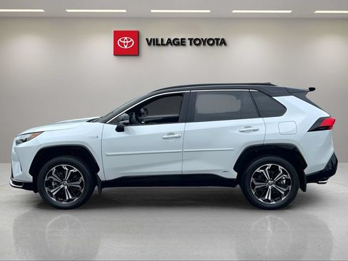Certified 2024 Toyota RAV4 XSE w/ Weather Package AWD/4WD image 2