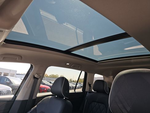 New 2026 Volkswagen Atlas SEL Premium R-Line image 9