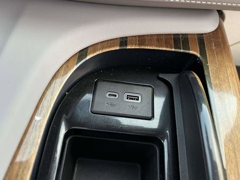 Certified 2023 Cadillac Escalade Sport Platinum image 23