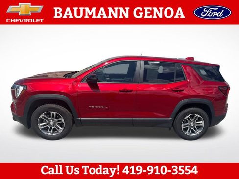 Used 2025 GMC Terrain Elevation AWD/4WD image 3