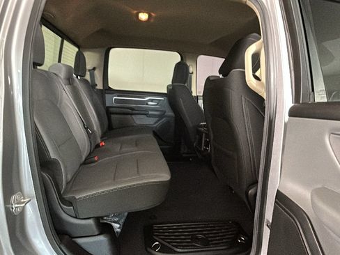 Used 2019 RAM 1500 Big Horn RWD image 34