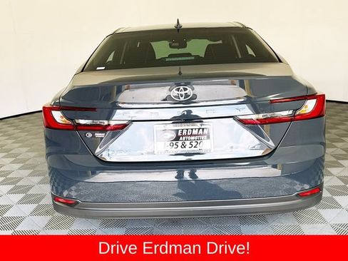 Used 2026 Toyota Camry LE FWD image 21