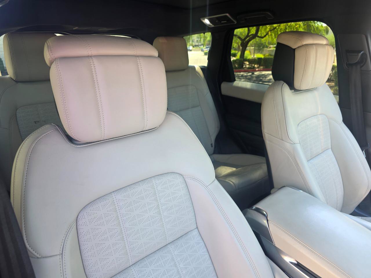 Used 2020 Land Rover Range Rover Sport Autobiography AWD/4WD image 32