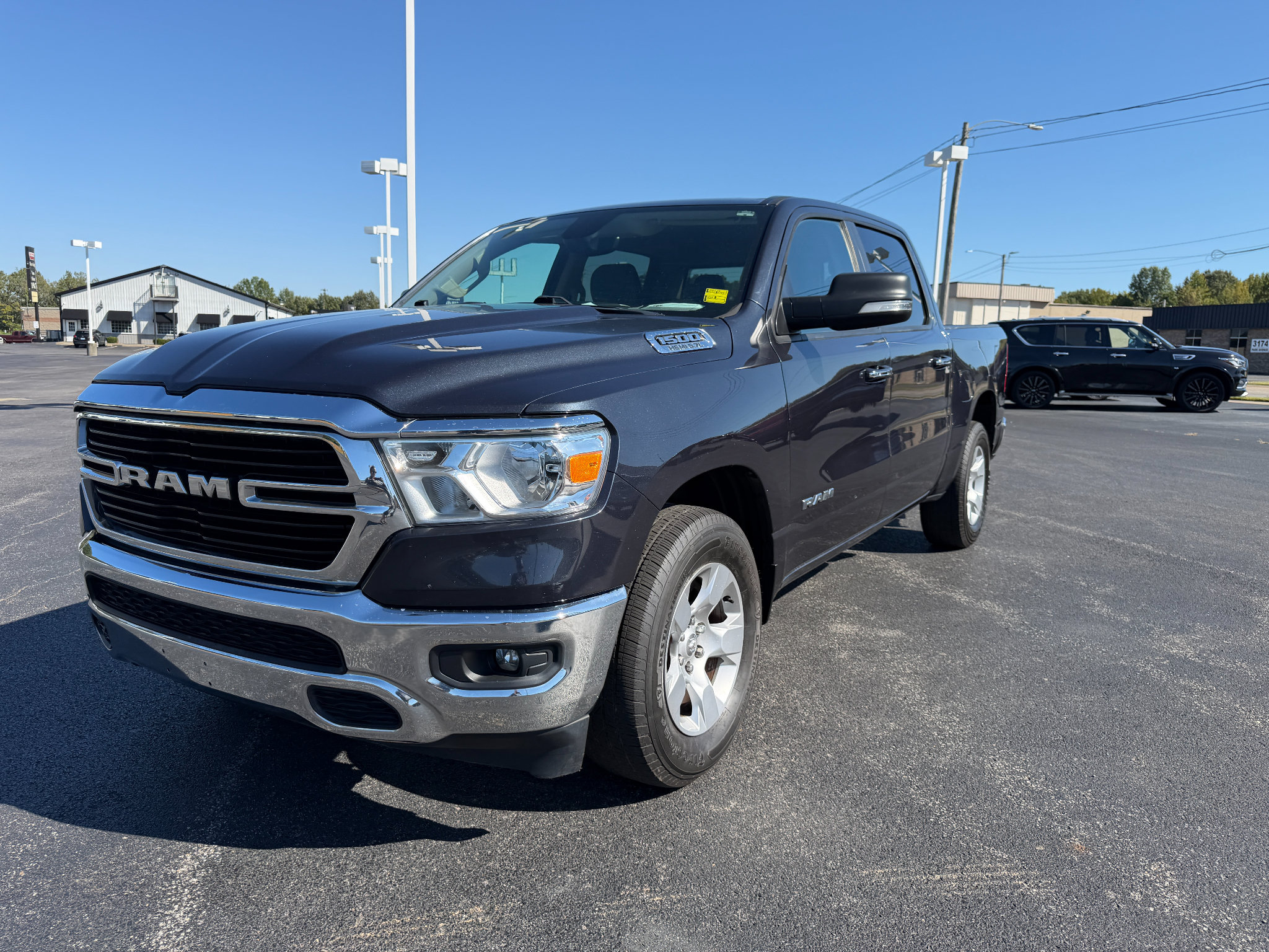 Used 2020 RAM 1500 Big Horn AWD/4WD image 3
