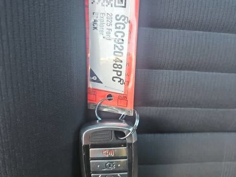 Used 2025 Ford Explorer ST-Line w/ Premium Package RWD image 22