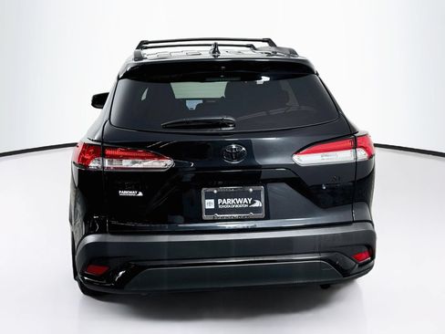 Used 2025 Toyota Corolla Cross AWD Hybrid w/ Moonroof Package image 21