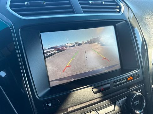 Used 2016 Ford Explorer XLT w/ Equipment Group 202A image 35