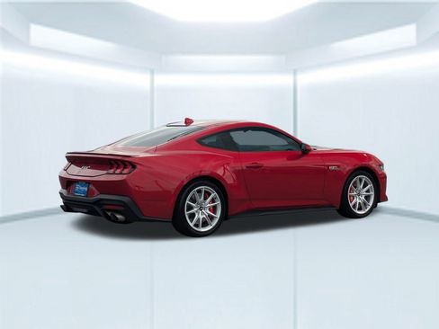 Used 2024 Ford Mustang GT Premium image 6