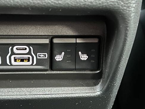 New 2025 Jeep Grand Cherokee Limited w/ Trailer Tow Package image 36