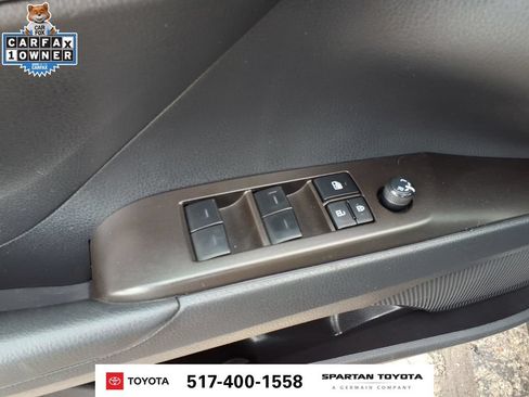 Used 2023 Toyota Camry SE FWD image 15