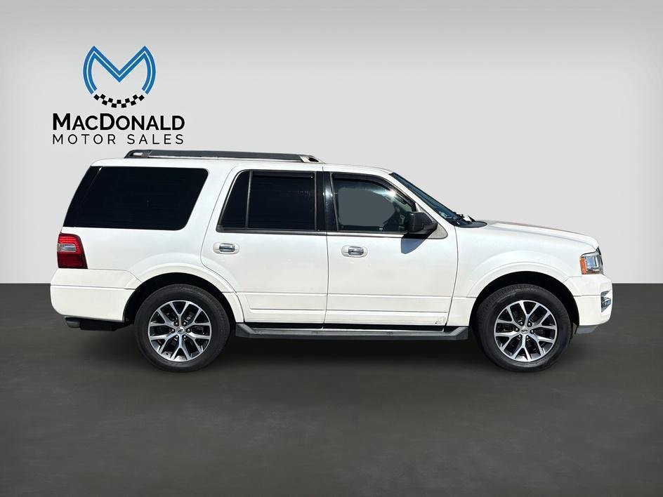 Used 2017 Ford Expedition XLT w/ Equipment Group 202A RWD image 6