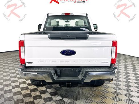 Used 2019 Ford F250 XL w/ XL Value Package image 6