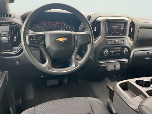 Used 2020 Chevrolet Silverado 1500 Custom w/ Custom Value Package RWD image 16