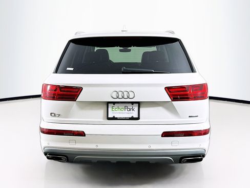 Used 2018 Audi Q7 2.0T Premium AWD/4WD image 7