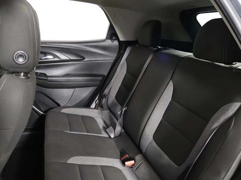 Used 2022 Chevrolet TrailBlazer LT w/ Confidence II Package FWD image 30