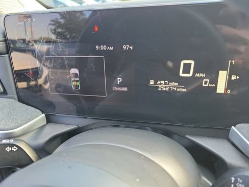 Used 2025 Nissan Kicks SV FWD image 25
