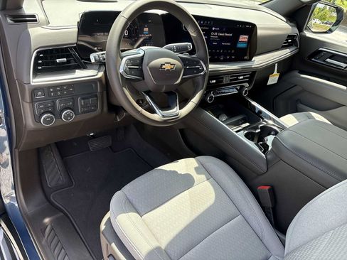 New 2026 Chevrolet Suburban LS w/ Max Trailering Package AWD/4WD image 10