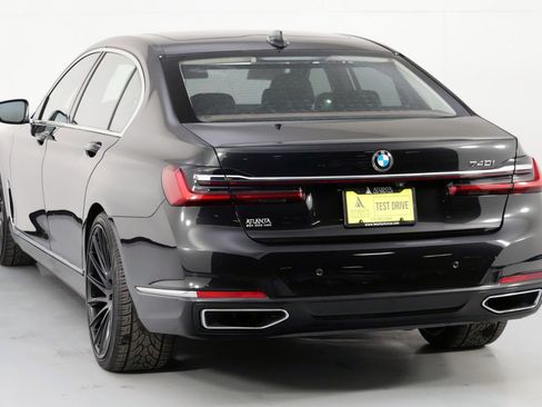 Used 2020 BMW 740i w/ Premium Package image 54