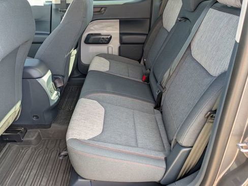 Used 2023 Ford Maverick XLT image 27